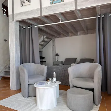 Semesterbostad Le Shanti St Sornin Saint-Sornin (Charente-Maritime)